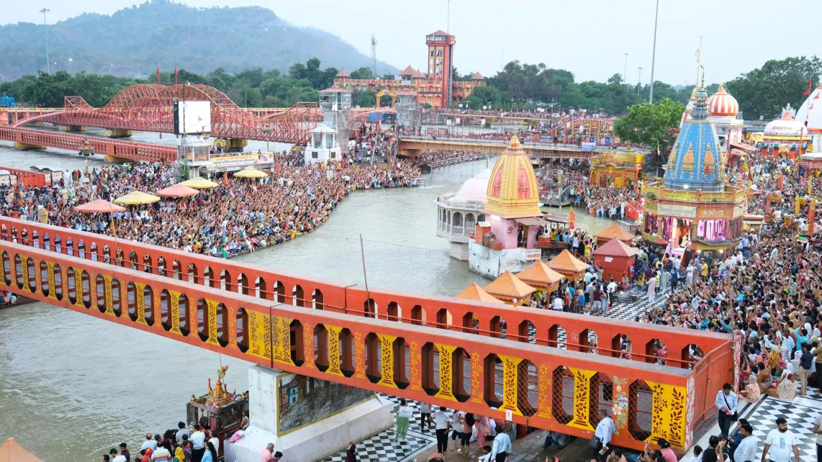 Badrinath Yatra by cab